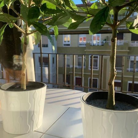 Un Hogar En El Centro Con Parking Gratuito Apartment Zaragoza Bagian luar foto